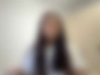 Giulia's Live Sex Cam Show