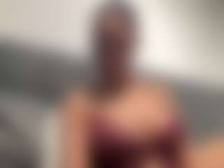 Hotmelelo's Live Sex Cam Show