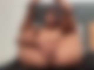 Hotmelelo's Live Sex Cam Show