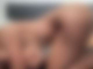 Hotmelelo's Live Sex Cam Show