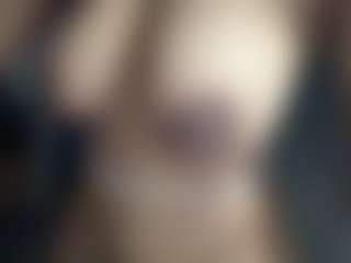 Hotmelelo's Live Sex Cam Show