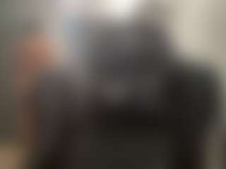 Hotmelelo's Live Sex Cam Show