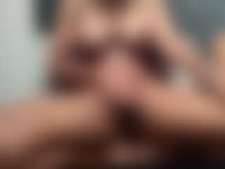 Hotmelelo's Live Sex Cam Show