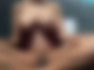 Hotmelelo's Live Sex Cam Show