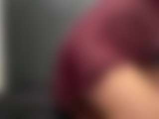 Hotmelelo's Live Sex Cam Show