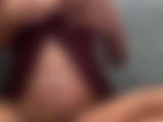 Hotmelelo's Live Sex Cam Show