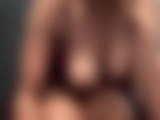 Hotmelelo's Live Sex Cam Show
