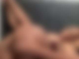 Hotmelelo's Live Sex Cam Show