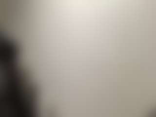 Hotmelelo's Live Sex Cam Show