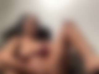Hotmelelo's Live Sex Cam Show
