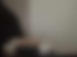 Hotmelelo's Live Sex Cam Show
