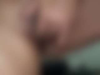 Hotmelelo's Live Sex Cam Show
