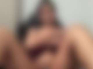 Hotmelelo's Live Sex Cam Show