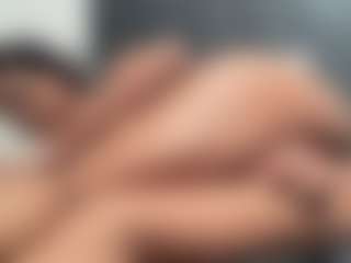 Hotmelelo's Live Sex Cam Show