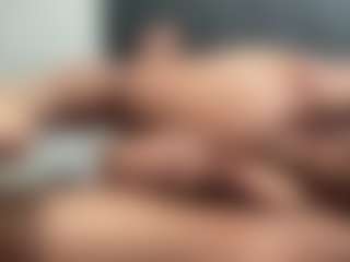 Hotmelelo's Live Sex Cam Show