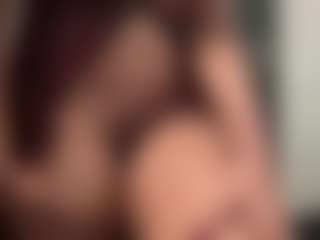 Hotmelelo's Live Sex Cam Show
