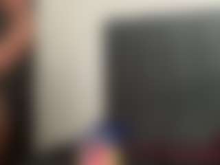 Hotmelelo's Live Sex Cam Show