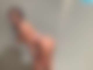 Live cam show with Hotmelelo - BBW on slutload