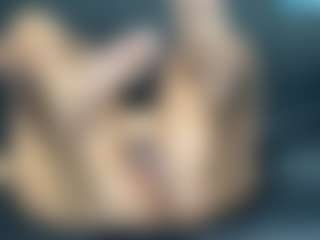 Hotmelelo's Live Sex Cam Show