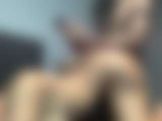 Live cam show with Hotmelelo - Strip on Dolls Live