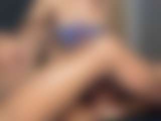 Live cam show with Hotmelelo - Thick on camwithhim.com