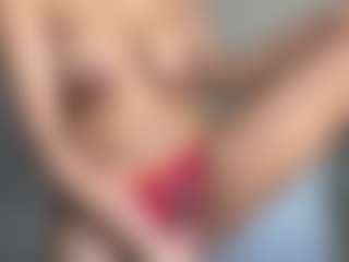 Hotmelelo's Live Sex Cam Show