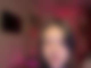 Live cam show with Aria - Upskirt on sexylive.show