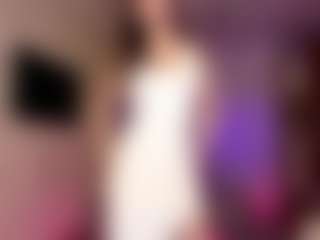 Live cam show with Aria - Upskirt on Milfs Live