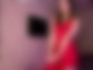 Spettacolo in cam dal vivo con Aria - Smoking su Camsoda