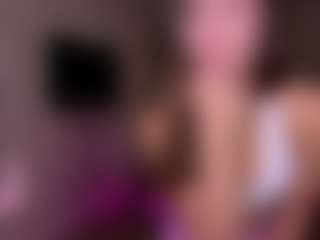Live cam show with Aria - College Teen (18+) on Camiplay Live