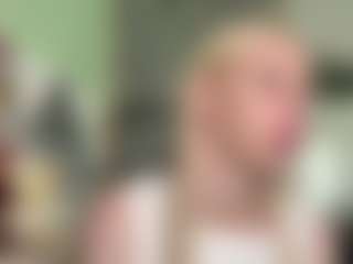 Live cam show with LennieSether - Athletic Small Tits on CamClone