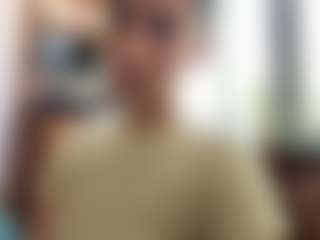 Live cam show with Amelia - Brown Hair Teen (18+) on https://playwithruby.com