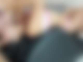 nickybigboobs's Live Sex Cam Show