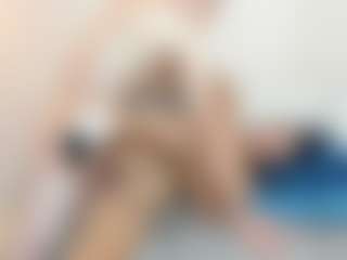 nickybigboobs's Live Sex Cam Show