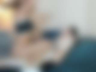 Live cam show with nickybigboobs - Shaved Pussy on dropp.cam