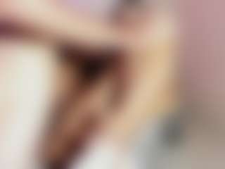 Live cam show with nickybigboobs - Moaning on Camsoda