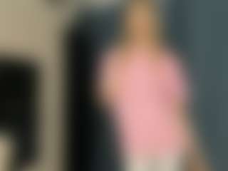 Live cam show with SharieLindblad - Petite on TastyBlacksLive