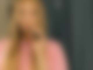 Live cam show with SharieLindblad - New Petite on SquirtSoMuch