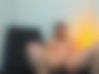 adelaindiamond's Live Sex Cam Show