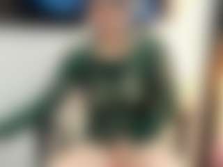 Live cam show with adelaindiamond - Blue Eyes on Streamer API