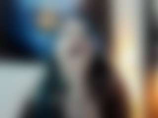 Live cam show with adelaindiamond - Role Play on xDating