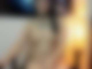 Live cam show with adelaindiamond - Moaning on Fling VIP Chat