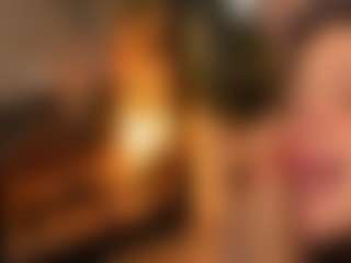 Live-Cam-Show mit adelaindiamond - Role Play auf Camsoda