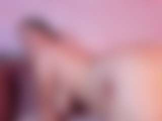 Live cam show with Alma-Rivers - BBW on SmokeAndPoke