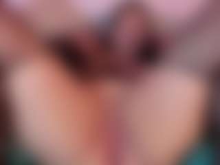 Alma-Rivers's Live Sex Cam Show