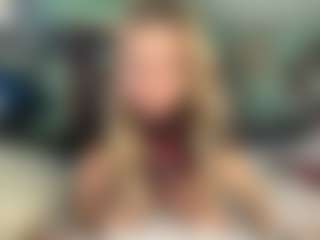 BittyBrat333's Live Sex Cam Show