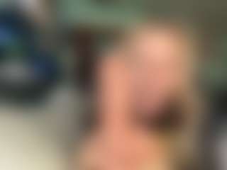 BittyBrat333's Live Sex Cam Show