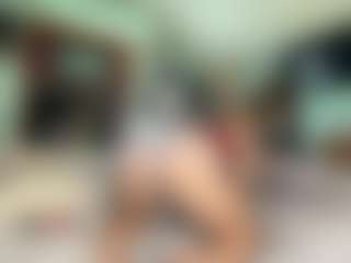 BittyBrat333's Live Sex Cam Show