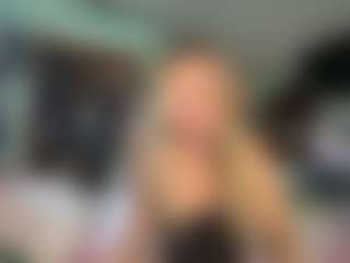 BittyBrat333's Live Sex Cam Show