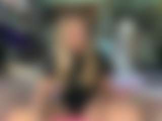 BittyBrat333's Live Sex Cam Show
